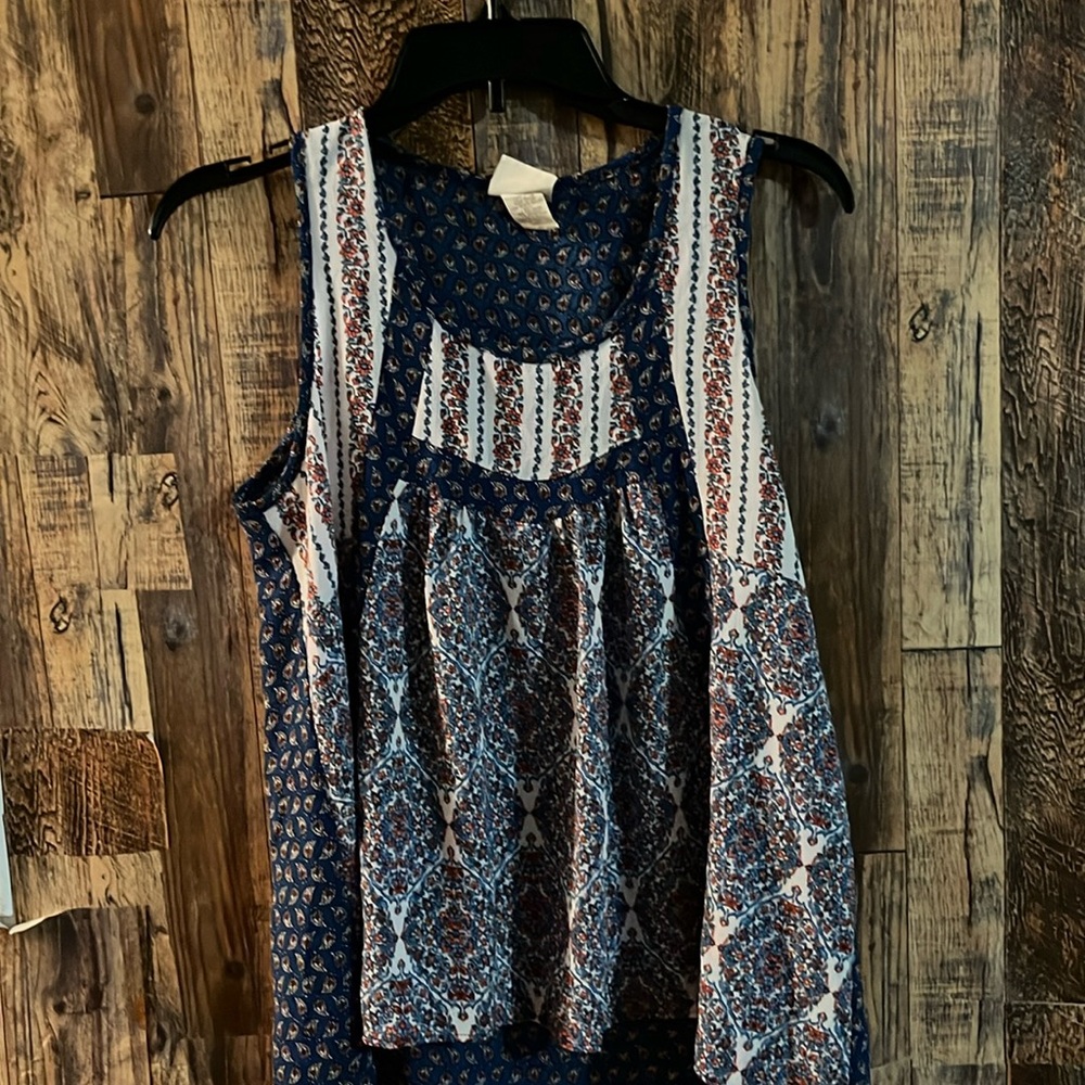 RODS women’s sleeveless blouse size small
